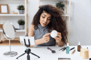 Maximizing Brand Visibility Through Strategic Influencer Partnerships