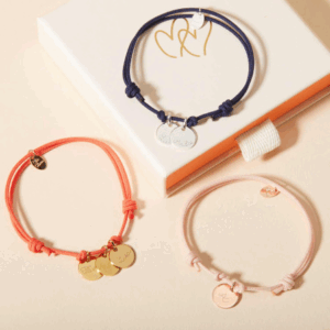 The subtle allure of a piece of jewelry with a message